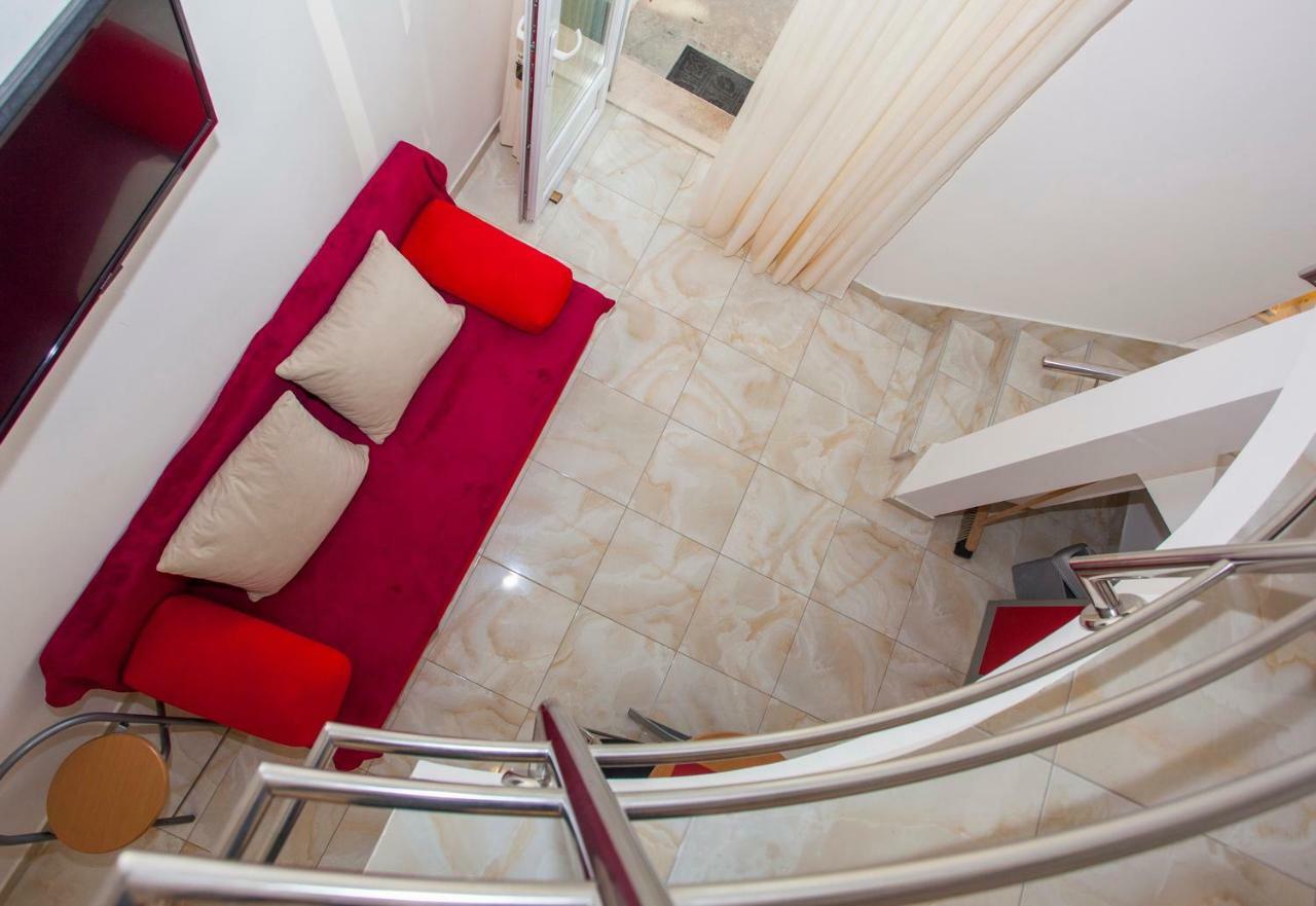 Apartments Lara Podgora Exterior foto